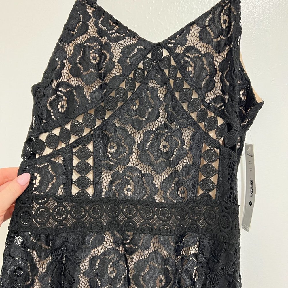 🏷 *NWT* Aqua Black Lace Dress with Nude Underlay - Timeless Elegance 🖤 - Picture 5 of 12